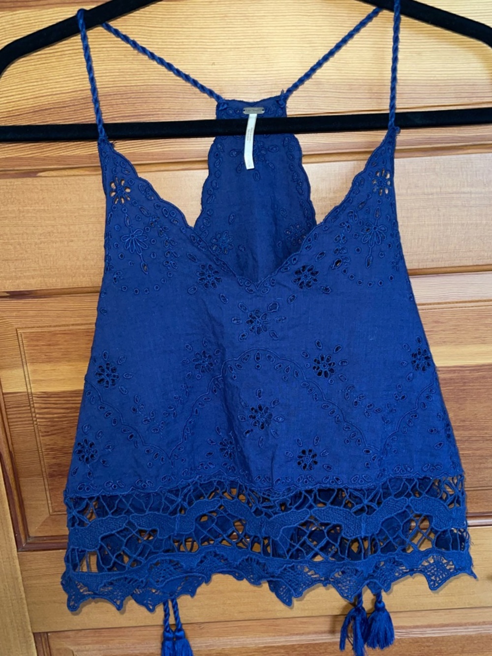 Free People Racerback Lace & Eyelet Navy Camisole Tank Top - SMALL - EUC